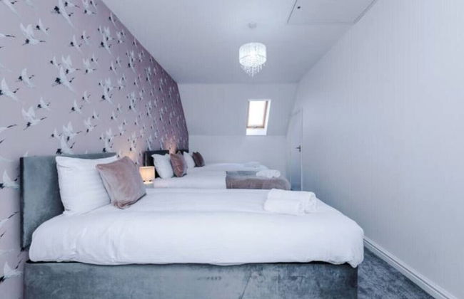 Lovely three bed home Manchester - Foto 1