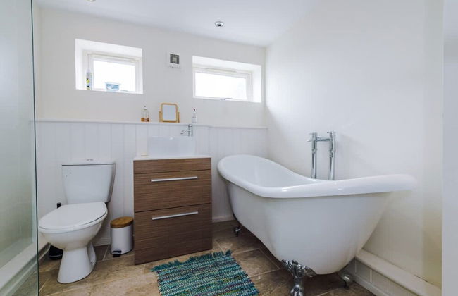 Host Stay Belvedere House - Photo 30