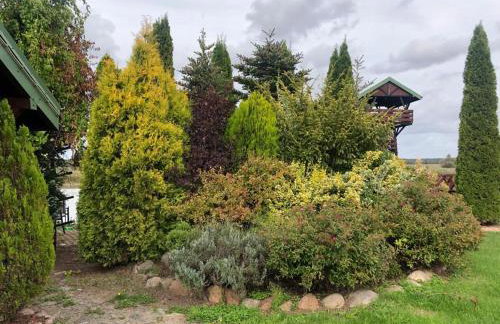 Dom nad stawem przy lesie - Foto 18