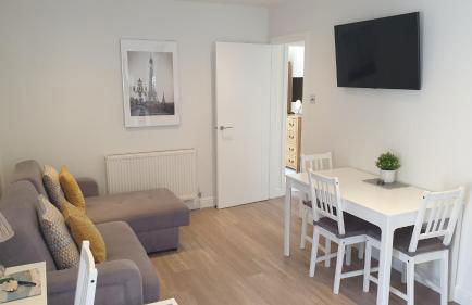 Large modern self contained apartment in Lymington - Foto 4