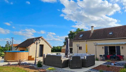 Gîte de charme 12 personnes près du Mans avec piscine chauffée - FR-1-410-381 - Photo 3