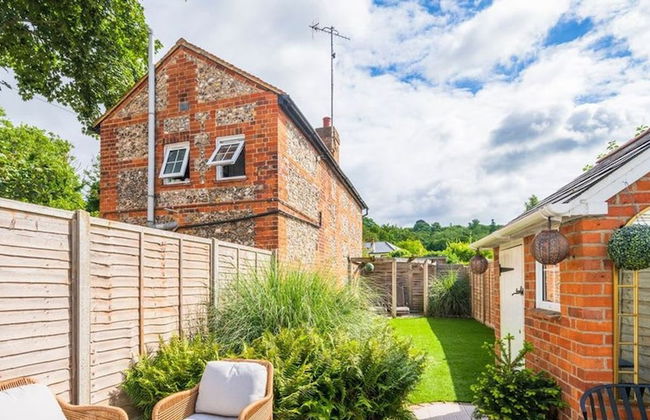 Wargrave Cottage - 2 Bedrooms Private Garden - Foto 2