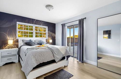 Las Olas Fort Lauderdale Getaway Pool, BBQ, Mini Golf & Game Room - Foto 17