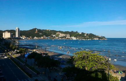 Apartamento 3 quartos e 3 sacadas de frente para o mar com visão panorâmica de toda praia de Itapema - Foto 19