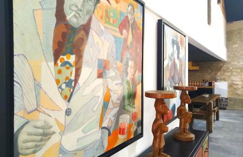 "La Case" - Magnifique ferme rénovée au cœur de la nature - Piscine privée sans vis-à-vis - Vue dégagée - Jardin - Stationnements gratuits devant la propriété - Belles prestations - Foto 49