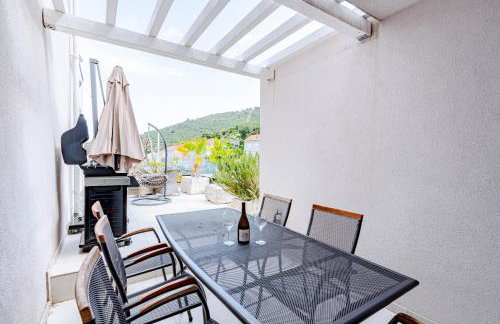 Suartini Apartmani Račišće - Photo 26