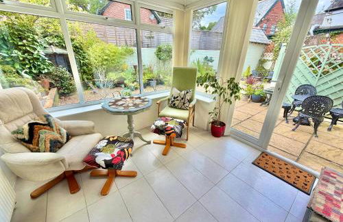 Gateman's Cottage - Three Bedroom Detached Home - Free Parking - Close to New Forest and Beaches - Photo 21