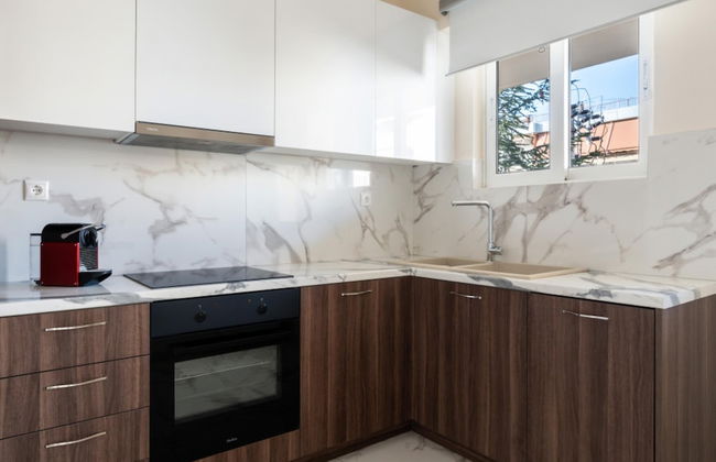 3BD Apt Next to The Ellinikon - Foto 3