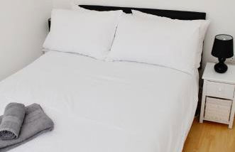 29EW Dreams Unlimited Serviced Accommodation- Staines - Heathrow - Foto 27