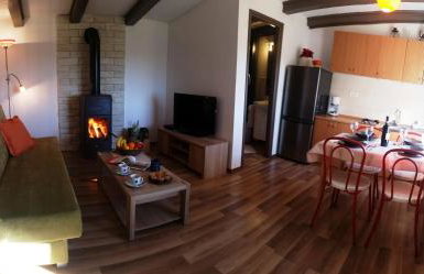 Secluded holiday house Forcici, Central Istria - Sredisnja Istra - 12233 - Photo 10