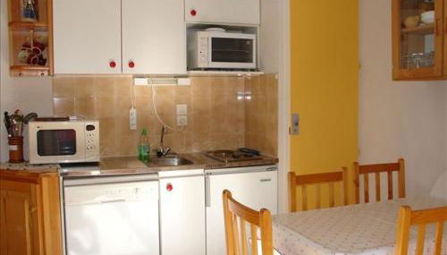 Les Thymels - Foto 4, stove, dishwasher