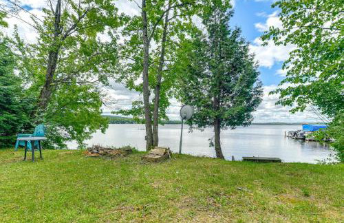 Glamping Getaway at Lake Carmi Cabin! - Foto 19