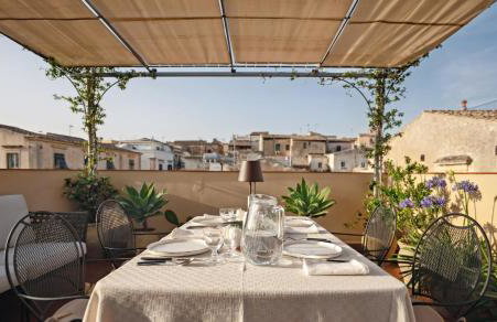 Palazzo Di Lorenzo - Panoramic Terrace and Pool - Photo 42