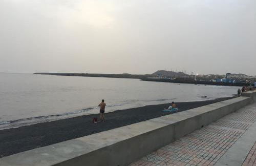 Vacacional playa Las Galletas - Photo 29