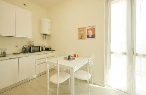 Modern apartment in the heart of Maslianico with Wi-Fi and AC - Foto 5