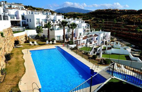 Modern-getaway-spa-pools-5301 - Photo 35