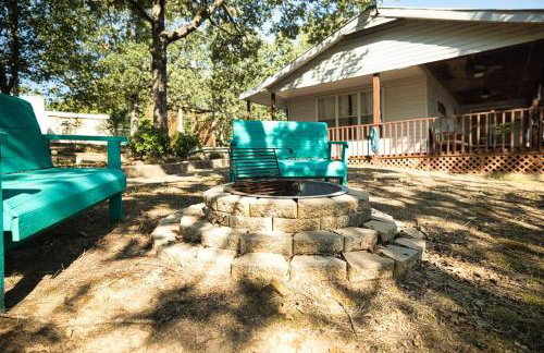 Gigi's Spacious Lakefront with Boat Ramp Access!! Newly Remodeled, Sleeps 8! - Foto 10