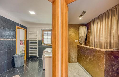 Holiday house Marinela with Private Pool and Fenced Garden - Foto 19