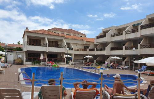 Spectacular Renovated Apartment, 5 min to Camison Beach, with AirCon - Photo 49