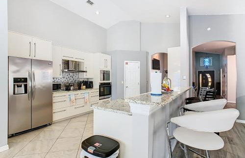 Pool home near Disney w themed rooms - Foto 37