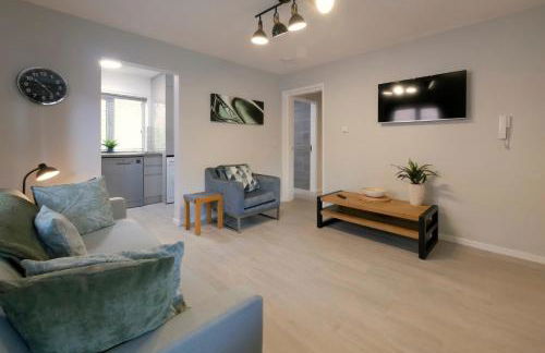 Crewe Short Lets 6 Victoria Court, Crewe - Photo 3