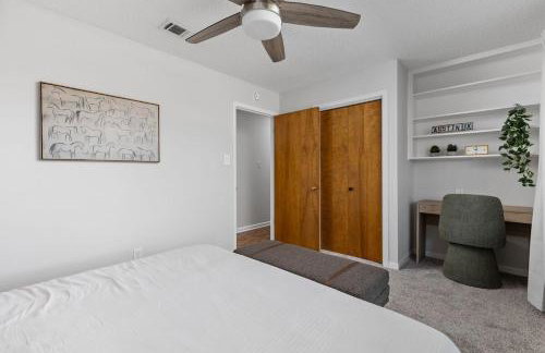 4-Bedroom Cowboy Retreat Steps from Zilker Park - Foto 35