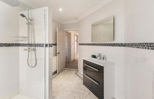 Relaxing Coastal Getaway Perfect for Families - Foto 59