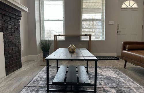 Urban Retreat 2BR Near Downtown - Foto 17