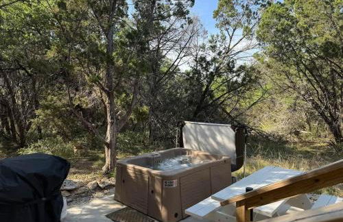Ophelia Luxury Yurt-Cabin - Canyon Lake - Hot Tub - Foto 18