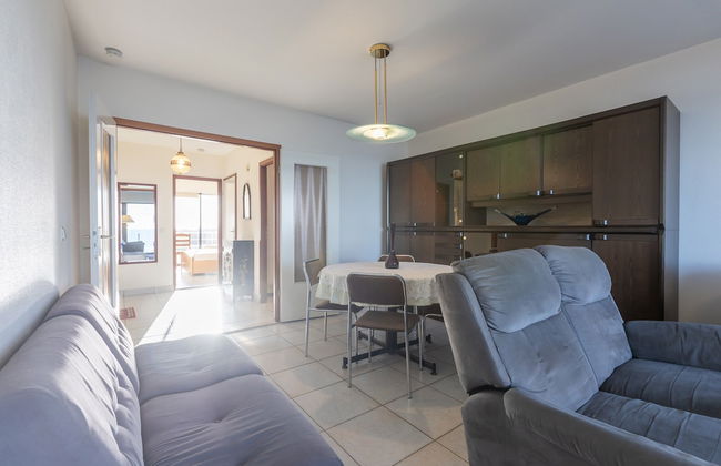 Flat With Frontal sea Views and Parking - Foto 9