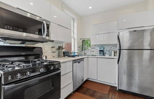 3-BR Historic Home Nestled Btw Petworth & CoHi - Foto 7