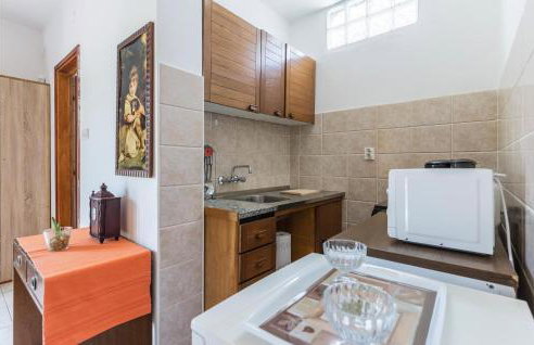 Stunning Apartment In Marcana - Foto 13