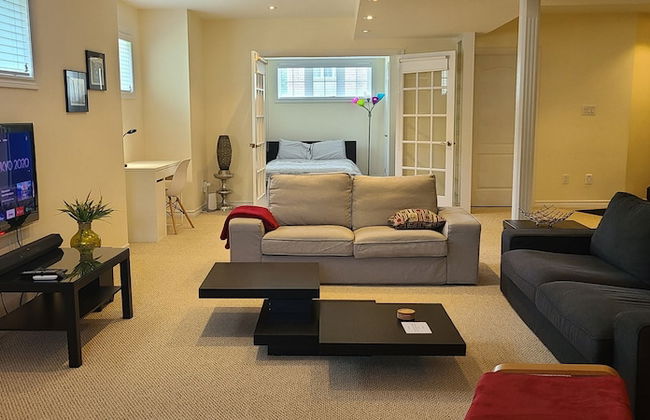 Spacious 2 BR, 3 Beds, Sleeps 6, Kitchen, Laundry - Foto 9