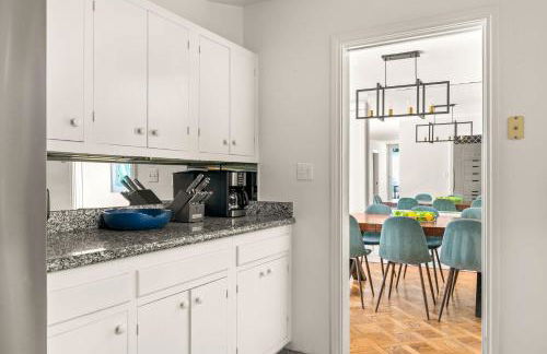 Sea Serenity Coastline Views and Pool - Photo 24