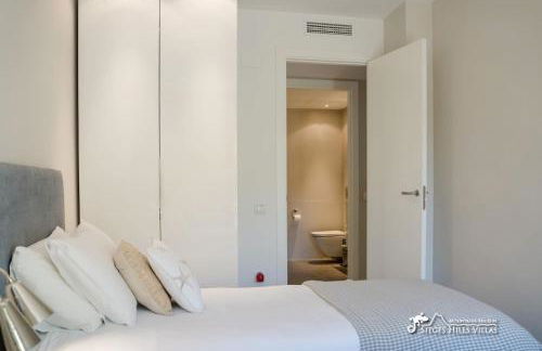 Villa Valentino Modern Villa with heated pool - Photo 24