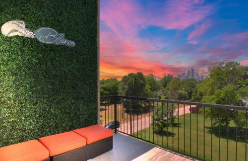 La Casa Blanca-Rooftop Skyline with Gameroom - Foto 10