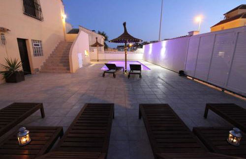 5 Bedroom, Luxury Villa - Heated Pool - Foto 37