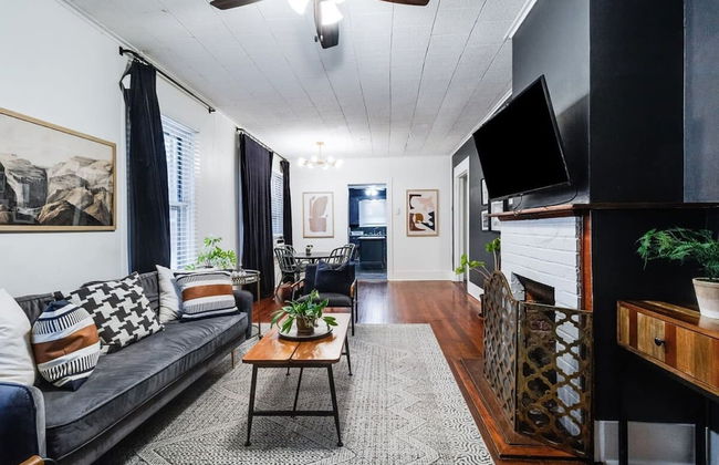 Jefferson Home Room 1 - Photo 3