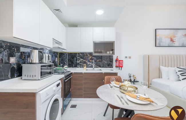 Vogue Jewelz Resident near MiracleGarden - Photo 15