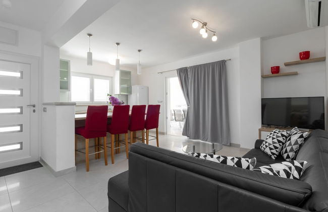 Modern Villa Near the Sea - Foto 17