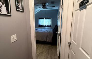 The Jazz Room - Executive Suite Downtown Riverside - Foto 9