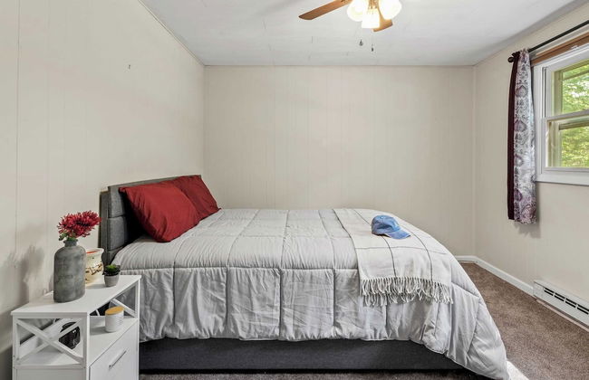 Tomhickon by Avantstay Walk to Lake Firepit + Deck - Foto 18