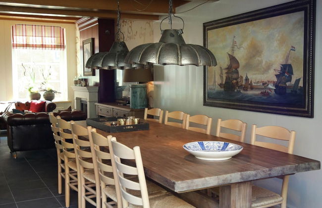 Luxury VOC Stay w/ Views - Foto 24