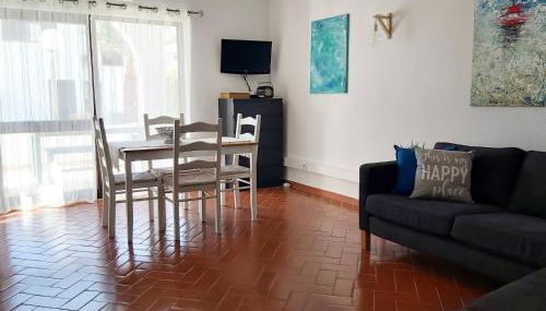 Casa dos Sorrisos - 3 bedroom apartment, terrace, barbecue, AC, Wifi, beach - Foto 2