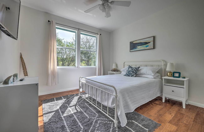 Gorgeous Luxury Home With Hot Tub Just 3 Miles to Dtwn! - Foto 5