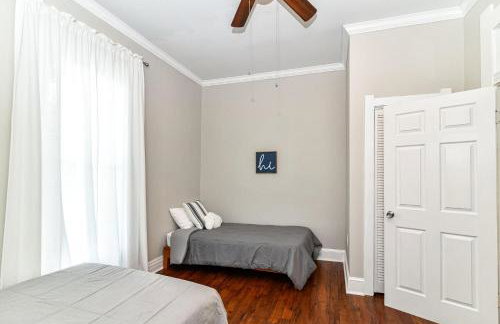 Cheerful 2-Bedroom Cottage in Downtown Noblesville - Foto 26