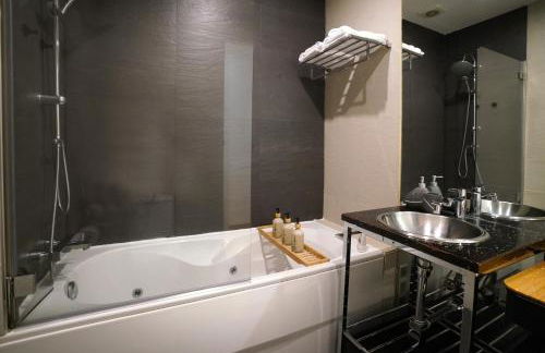 Efímera House Madrid - Photo 35