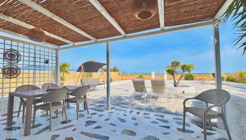 Unique Beachfront Cottage House - Private Garden - Foto 5