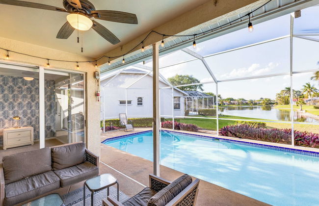 Private Pool, Pond Views, & Bonus Lounge in Gated Naples Community Drive to Dining & Sand - Foto 33