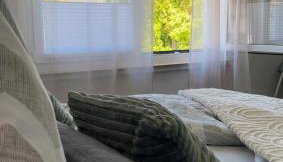 Ferienwohnung Elya Gartenparadies nahe Events, Outlet und Spa - Foto 2